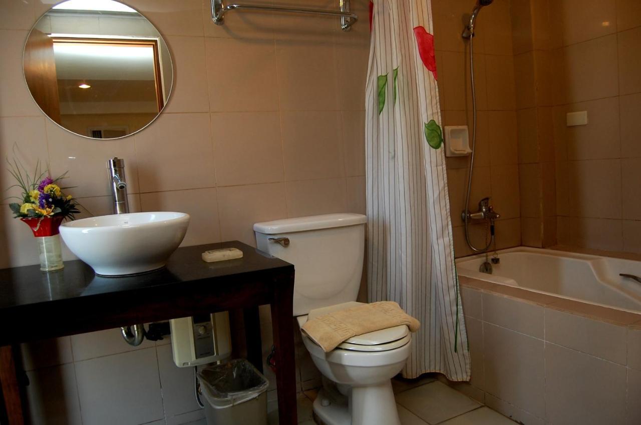 Isabel Suites Laoag Rom bilde